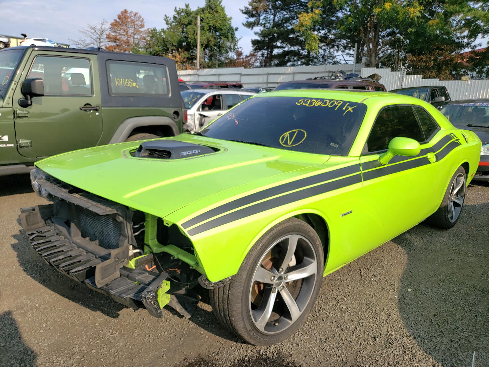 Photo 2 from auction – 2015 DODGE CHALLENGER with VIN 2C3CDZBT6FH878053