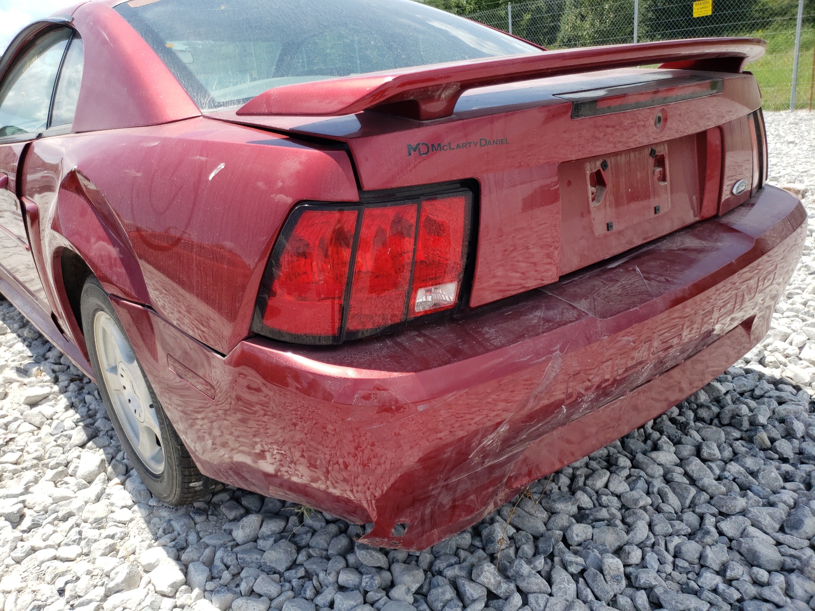Photo 9 from auction – 2004 FORD MUSTANG with VIN 1FAFP40684F162551