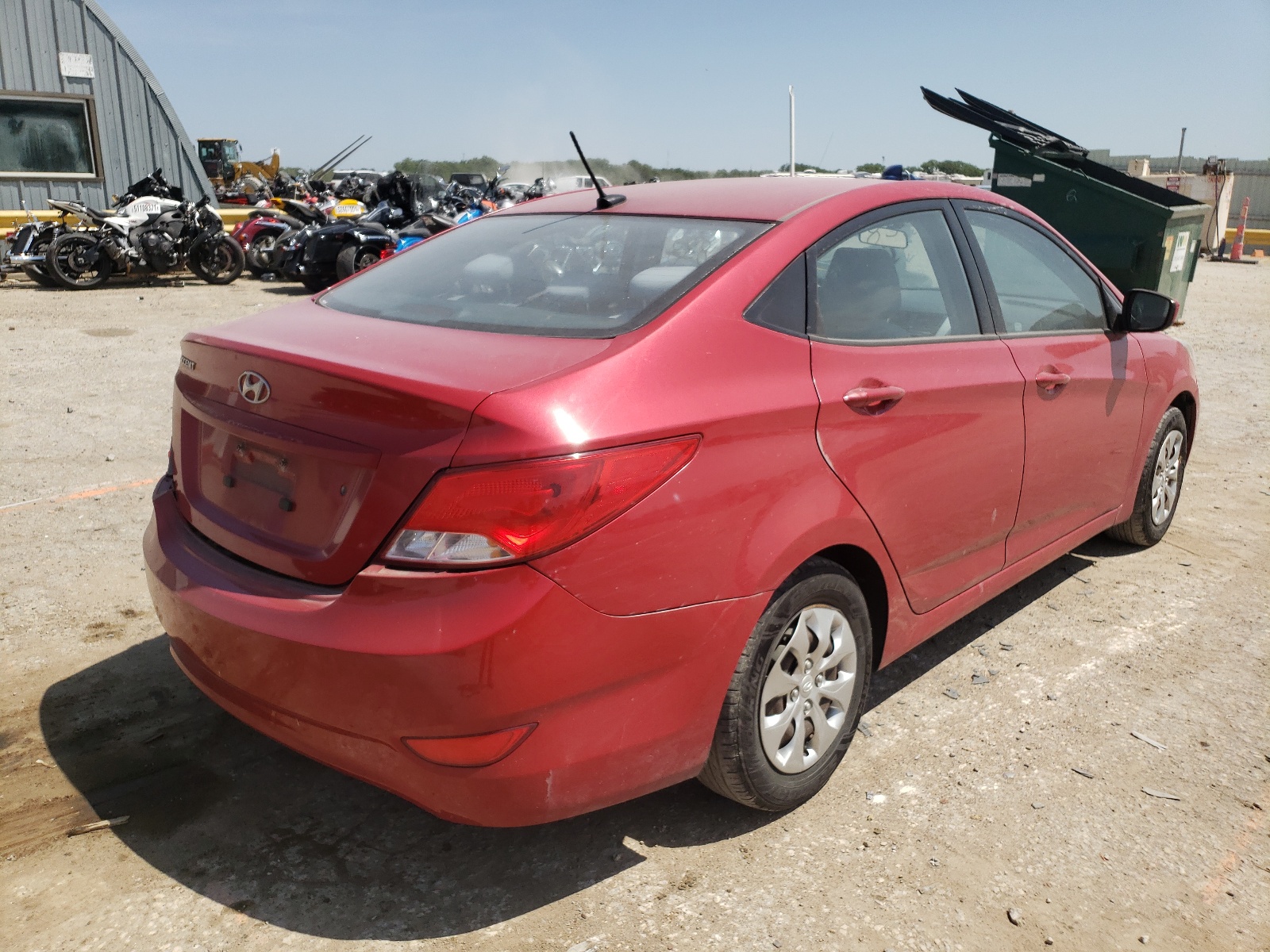 Photo 4 from auction – 2016 HYUNDAI ACCENT SE with VIN KMHCT4AE1GU014820