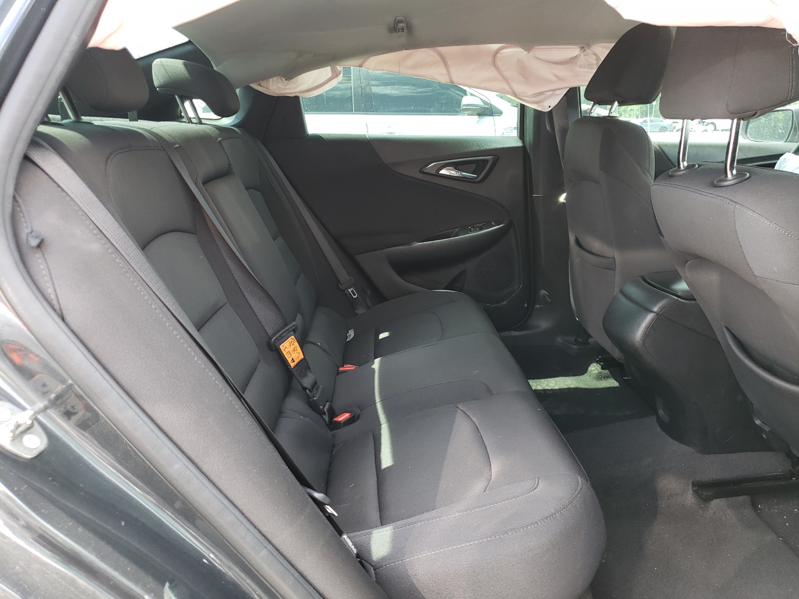 Photo 6 from auction – 2017 CHEVROLET MALIBU LS with VIN 1G1ZB5ST1HF269647