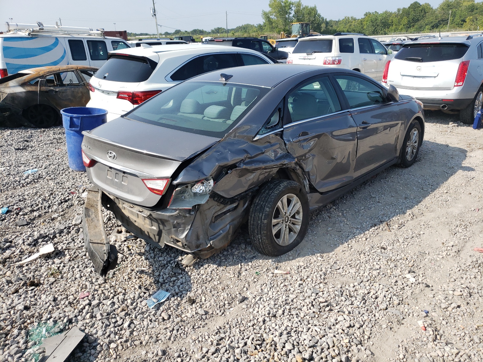 Photo 4 from auction – 2013 HYUNDAI SONATA GLS with VIN 5NPEB4AC7DH677538