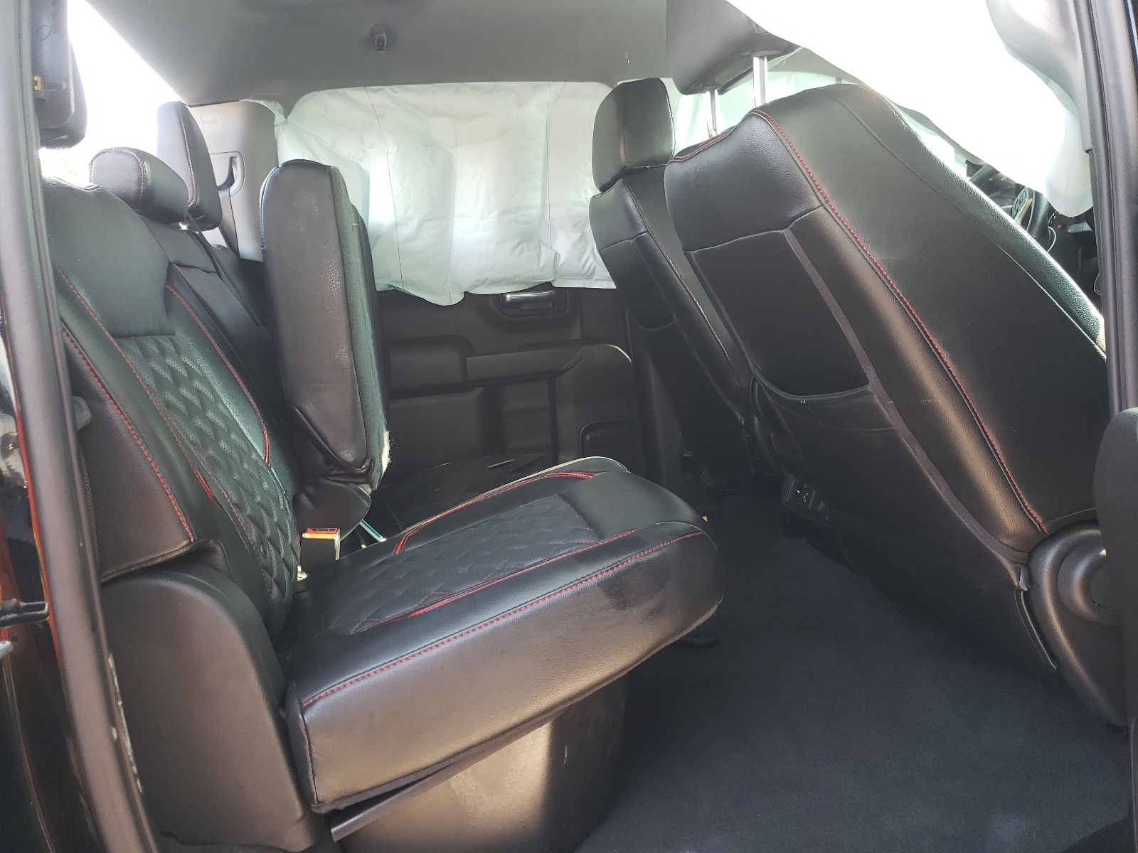 Photo 6 from auction – 2020 CHEVROLET SILVERADO with VIN 3GCUYDED2LG102445