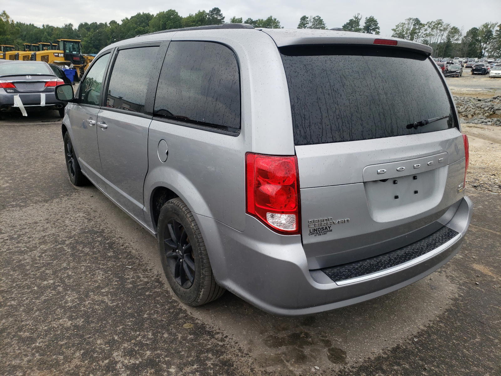 Photo 3 from auction – 2019 DODGE GRAND CARA with VIN 2C4RDGEG3KR742914