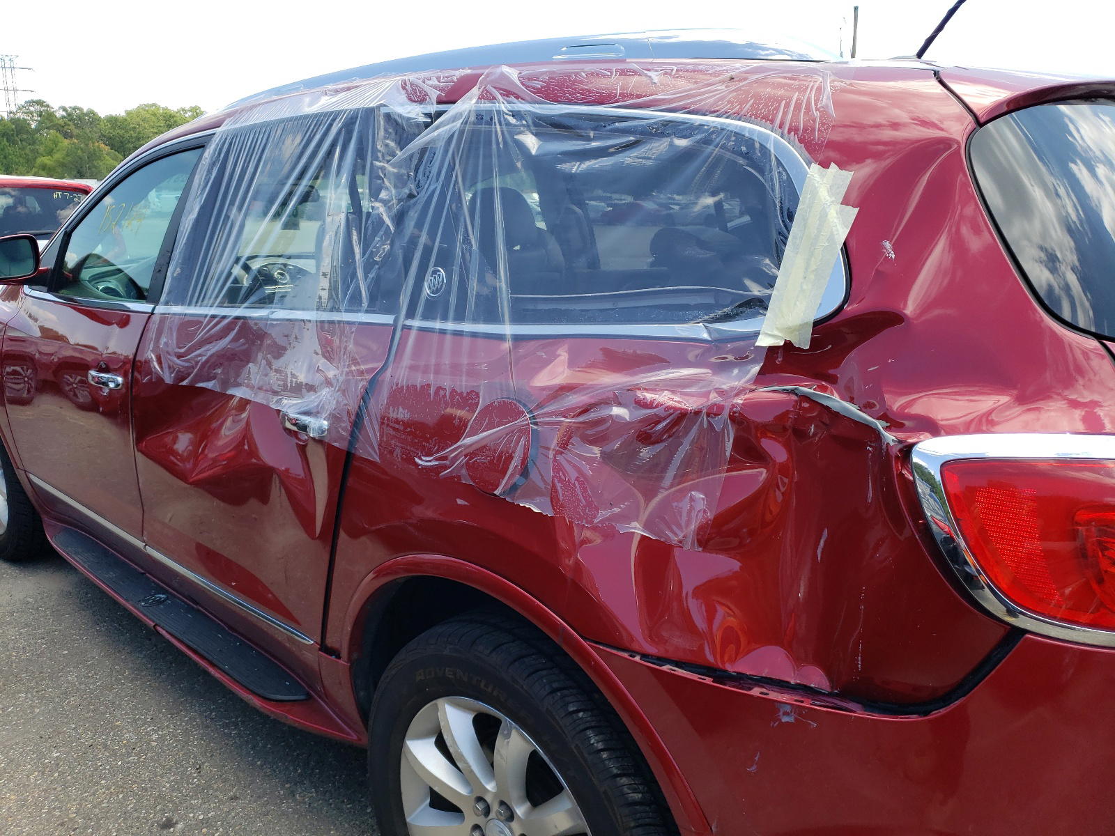 Photo 9 from auction – 2013 BUICK ENCLAVE with VIN 5GAKVDKDXDJ260960