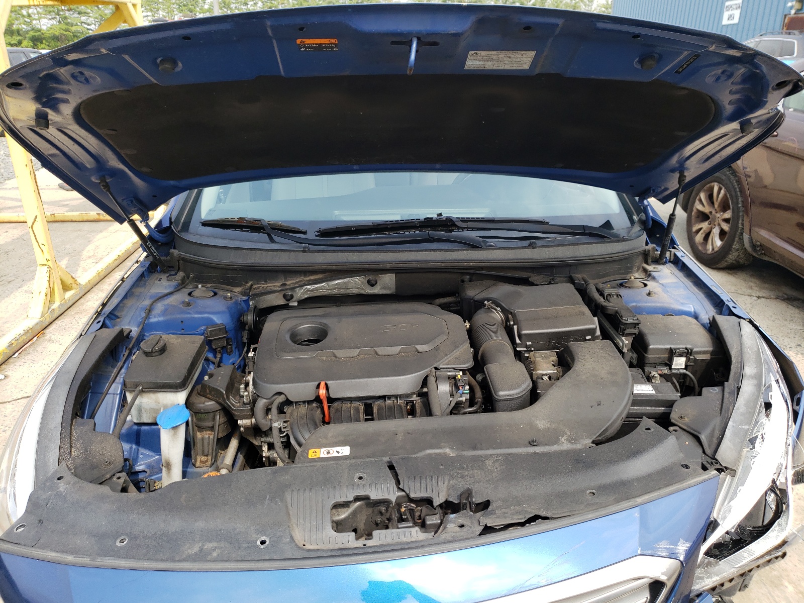 Photo 7 from auction – 2016 HYUNDAI SONATA SE with VIN 5NPE24AF7GH386178