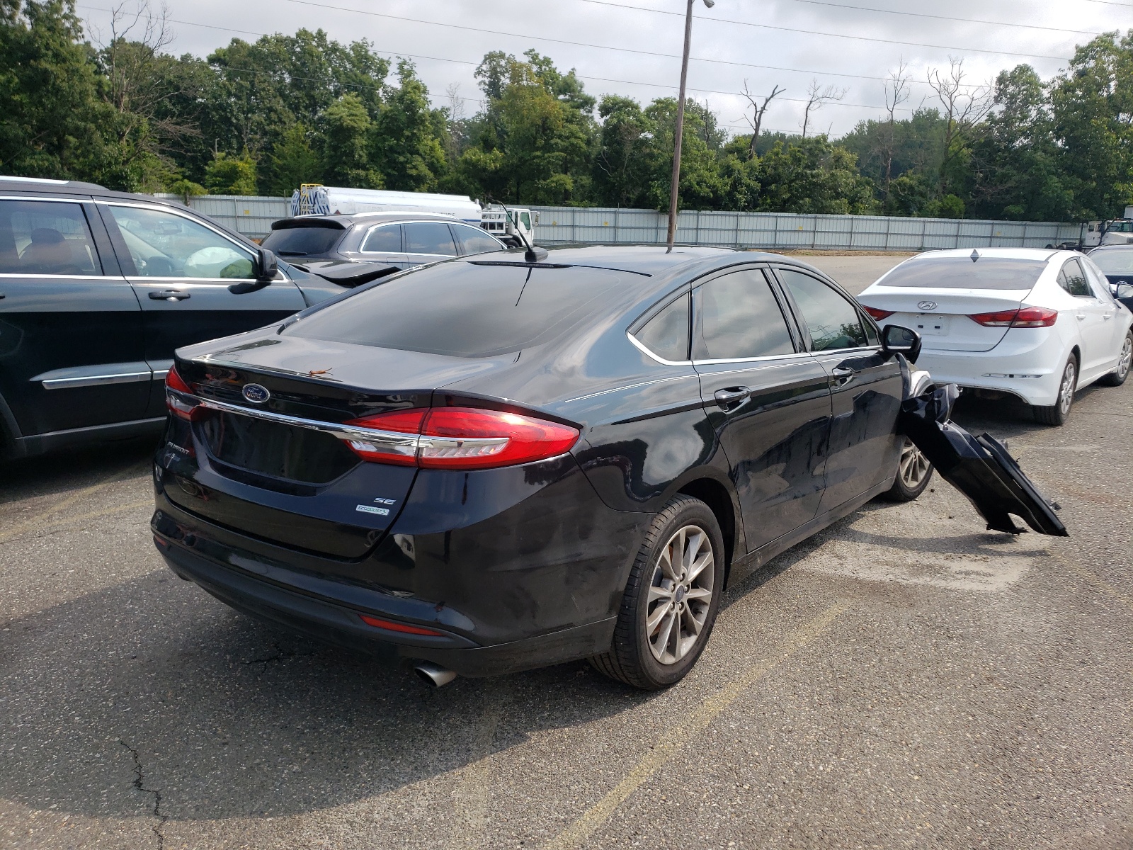 Photo 4 from auction – 2017 FORD FUSION SE with VIN 3FA6P0HD6HR138009