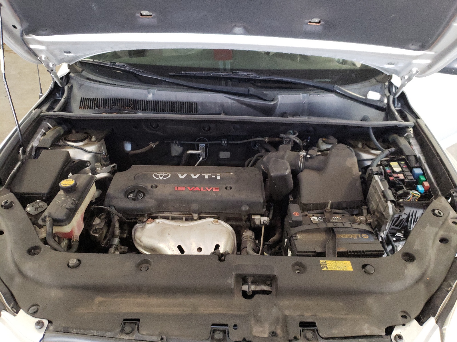 Photo 7 from auction – 2006 TOYOTA RAV4 with VIN JTMBD33V565048031