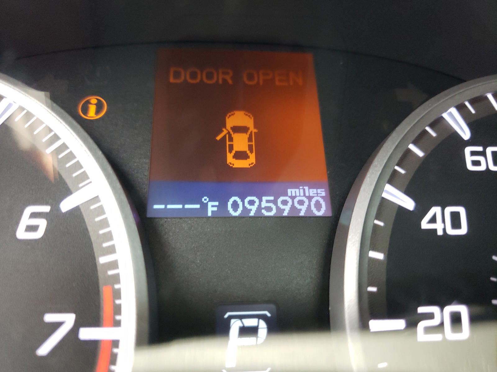 Photo 8 from auction – 2014 ACURA ILX 20 with VIN 19VDE1F32EE009770
