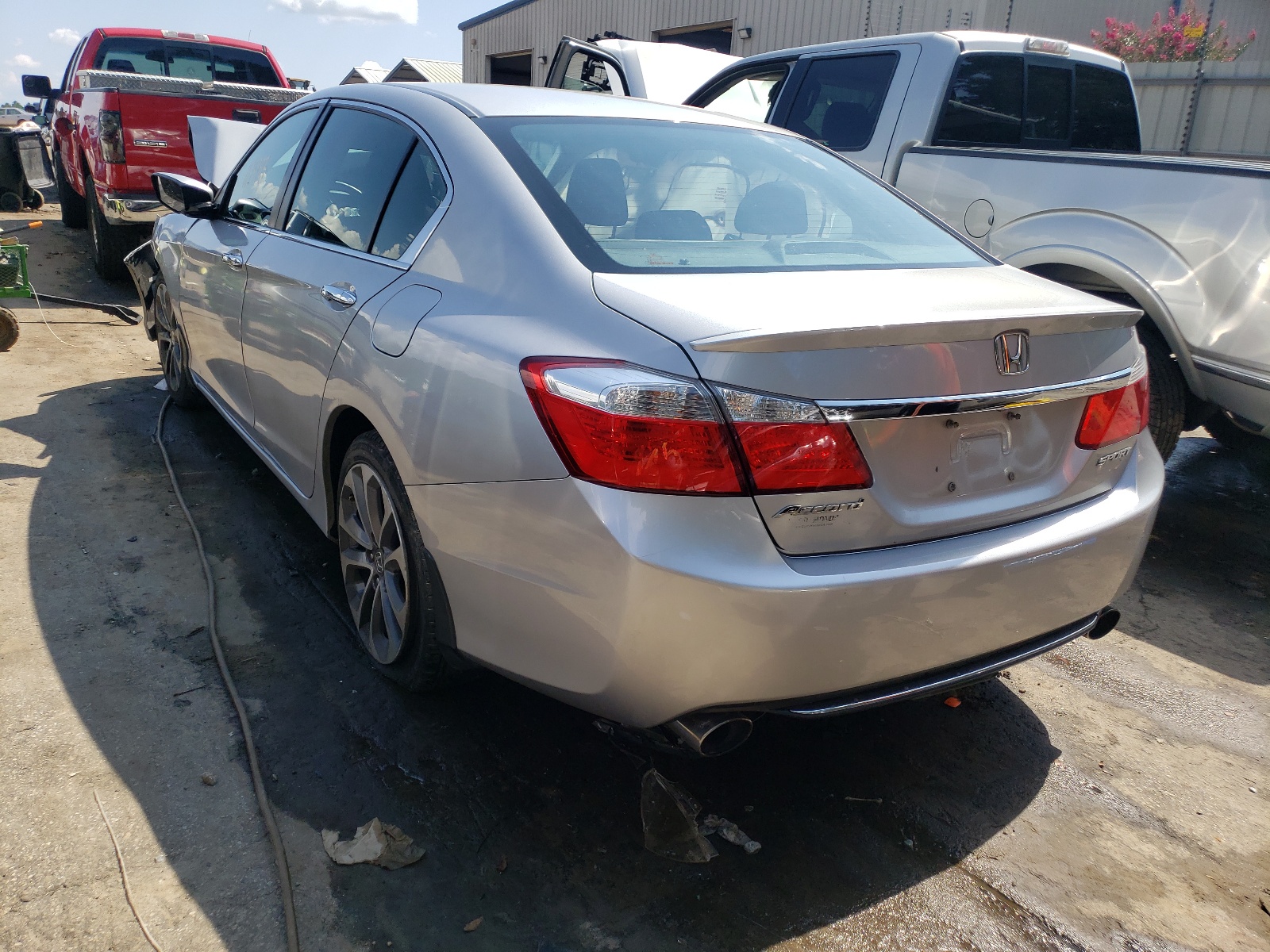 Photo 3 from auction – 2014 HONDA ACCORD with VIN 1HGCR2F52DA270205