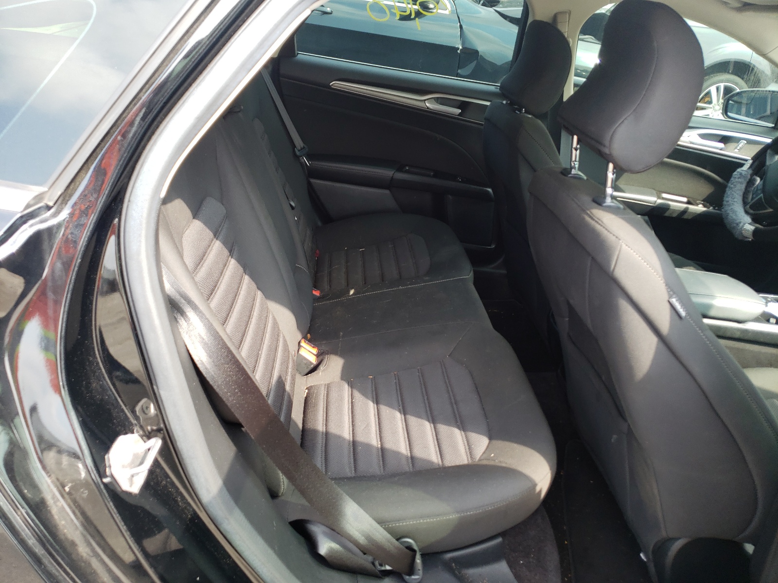 Photo 6 from auction – 2017 FORD FUSION SE with VIN 3FA6P0HD6HR138009