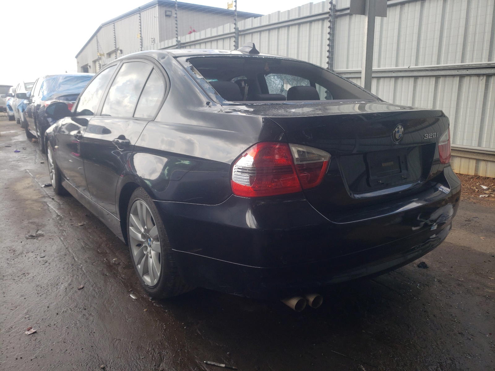 Photo 3 from auction – 2007 BMW 328 I with VIN WBAVA33507PG50007