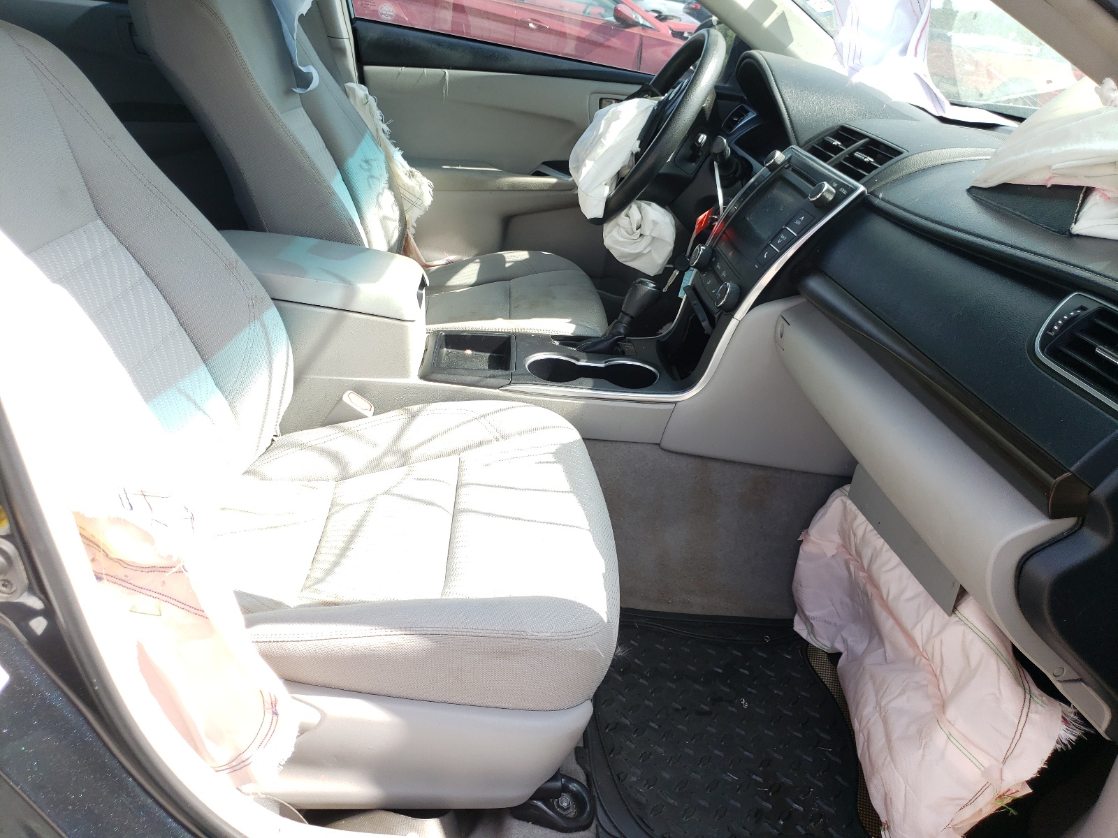 Photo 5 from auction – 2015 TOYOTA CAMRY LE with VIN 4T4BF1FK6FR475726