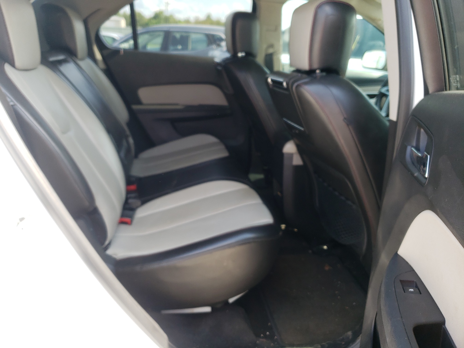 Photo 6 from auction – 2010 CHEVROLET EQUINOX LT with VIN 2CNALFEW0A6286786