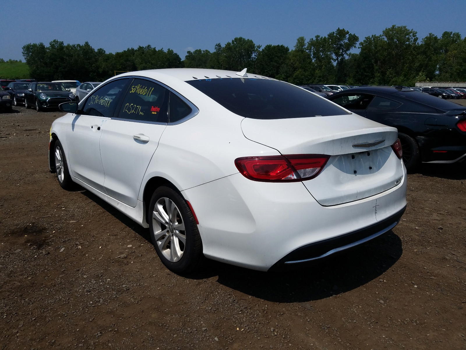 Photo 3 from auction – 2016 CHRYSLER 200 LIMITE with VIN 1C3CCCAB3GN157156