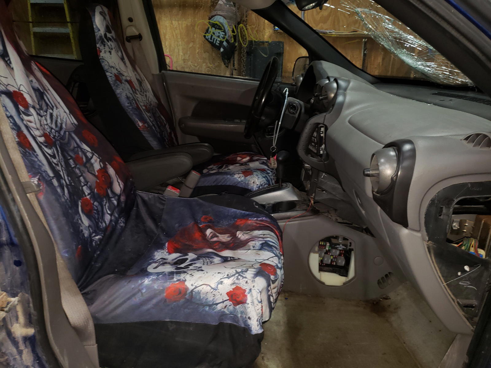 Photo 5 from auction – 2004 PONTIAC AZTEK with VIN 3G7DA03E24S568219