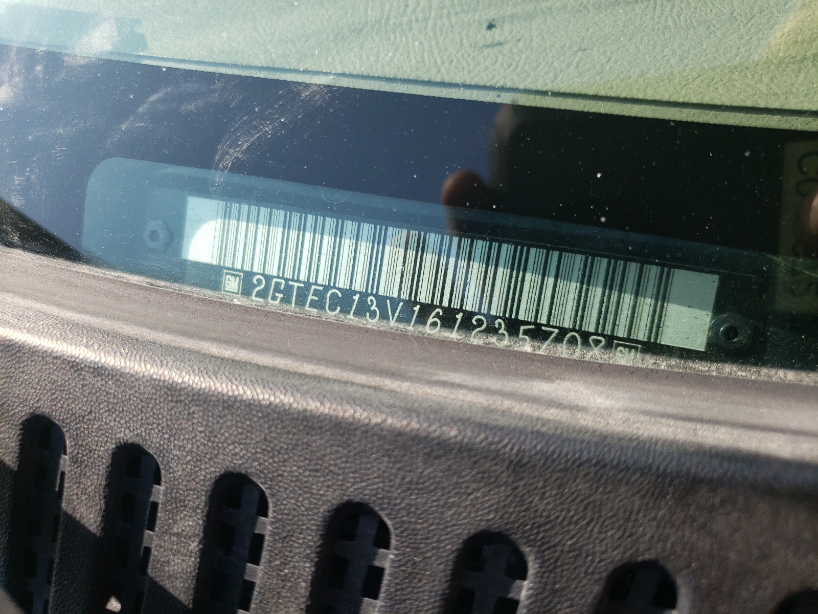 Zdjęcie 10 z aukcji – 2006 GMC NEW SIERRA z VIN 2GTEC13V161235708