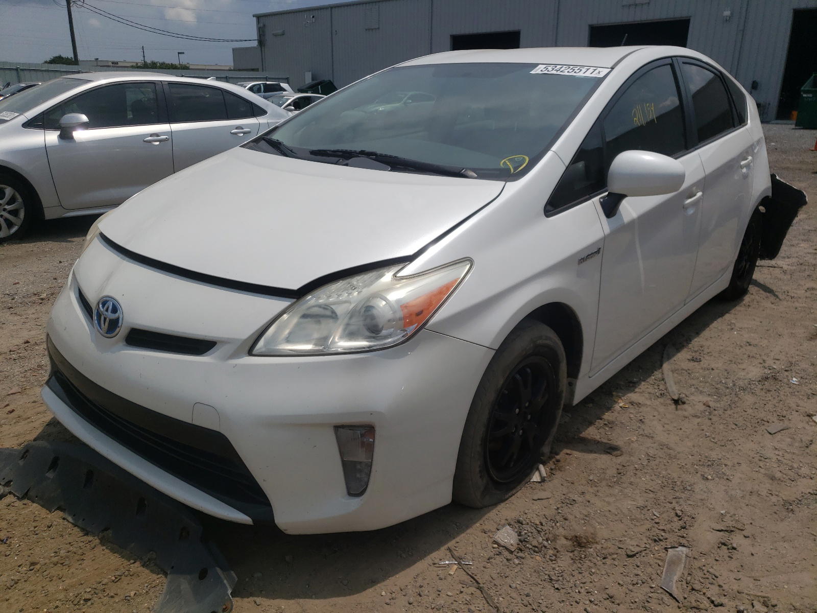 Photo 2 from auction – 2013 TOYOTA PRIUS with VIN JTDKN3DU8D0350071
