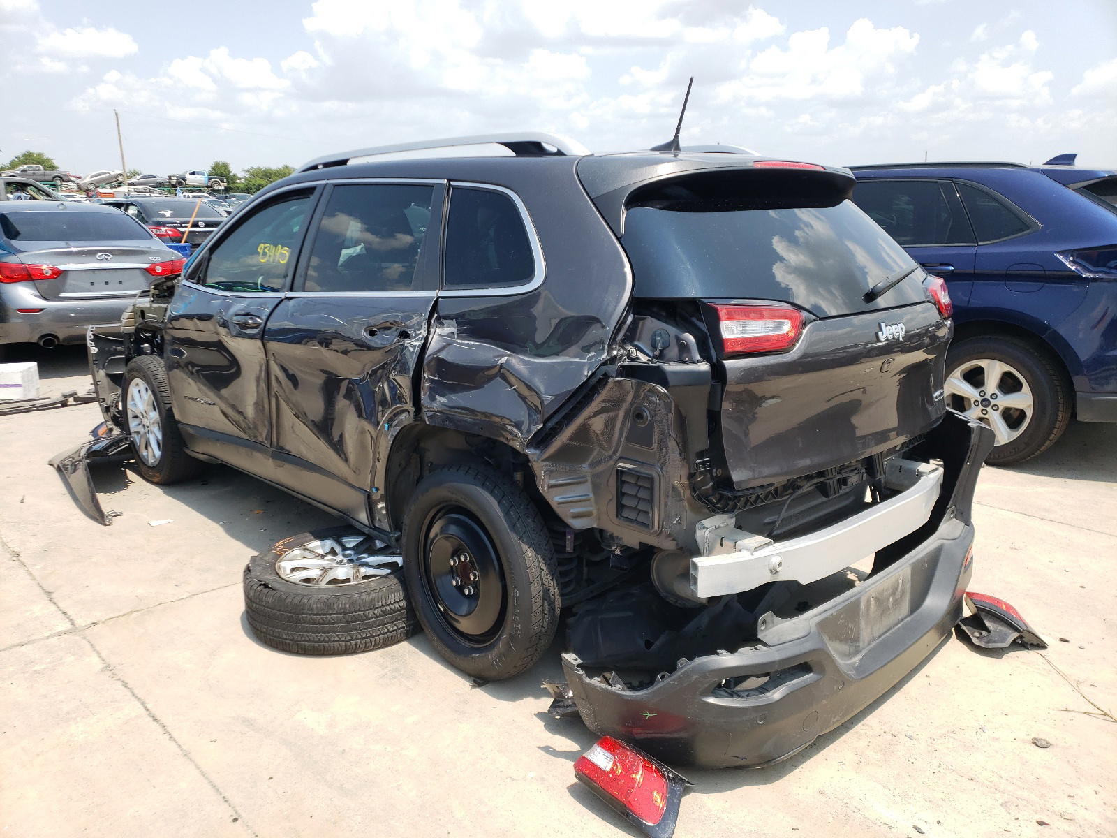 Photo 3 from auction – 2018 JEEP CHEROKEE L with VIN 1C4PJLLX2JD553085