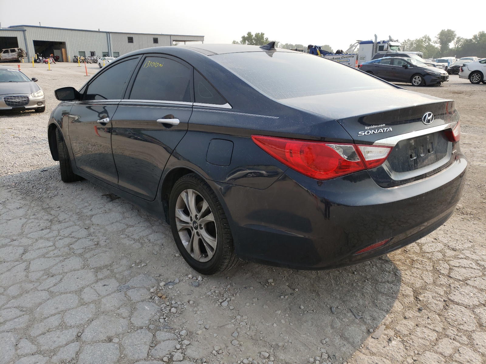 Photo 3 from auction – 2012 HYUNDAI SONATA SE with VIN 5NPEC4AC9CH347685