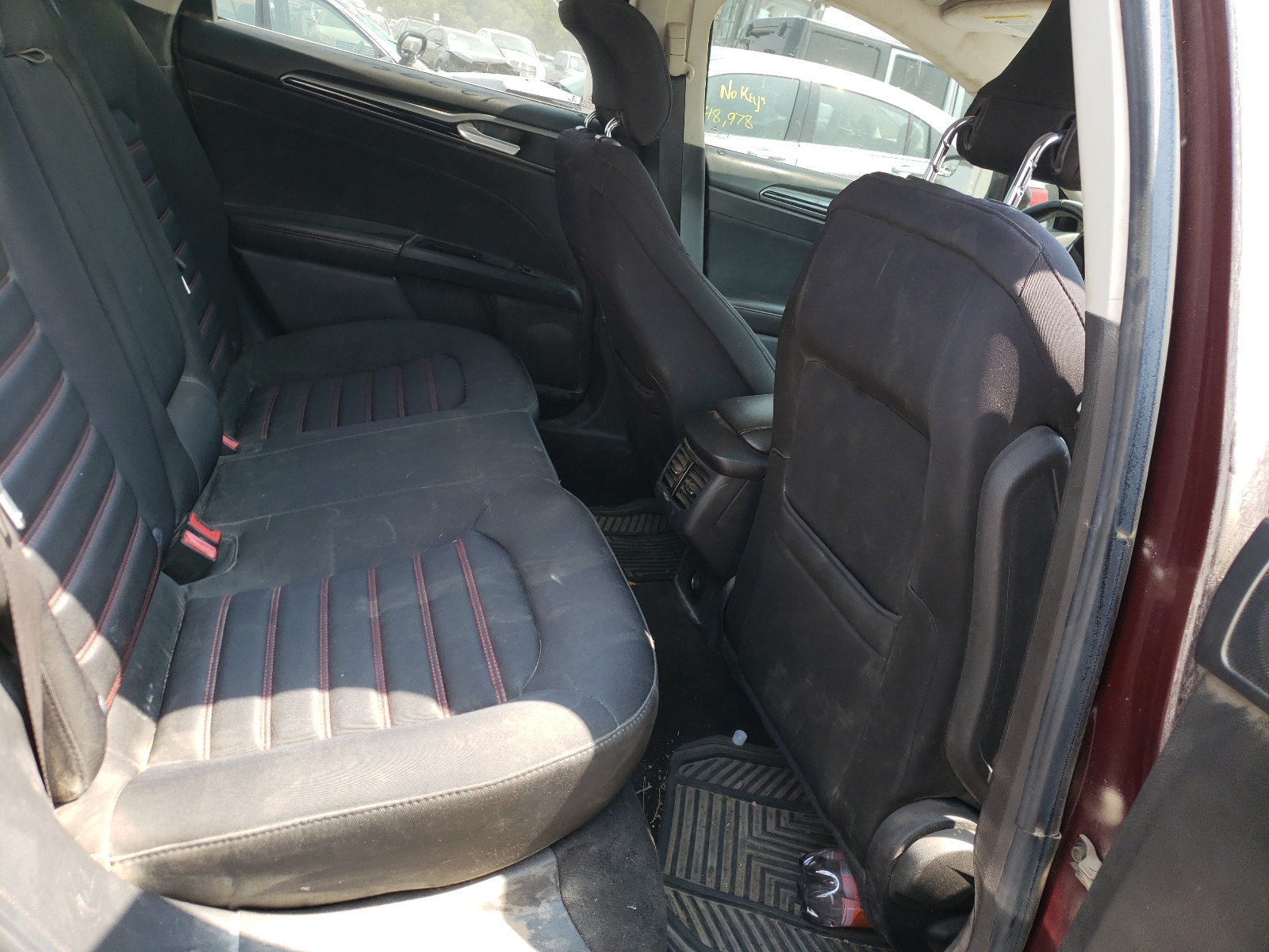 Photo 6 from auction – 2013 FORD FUSION SE with VIN 3FA6P0HR5DR125435