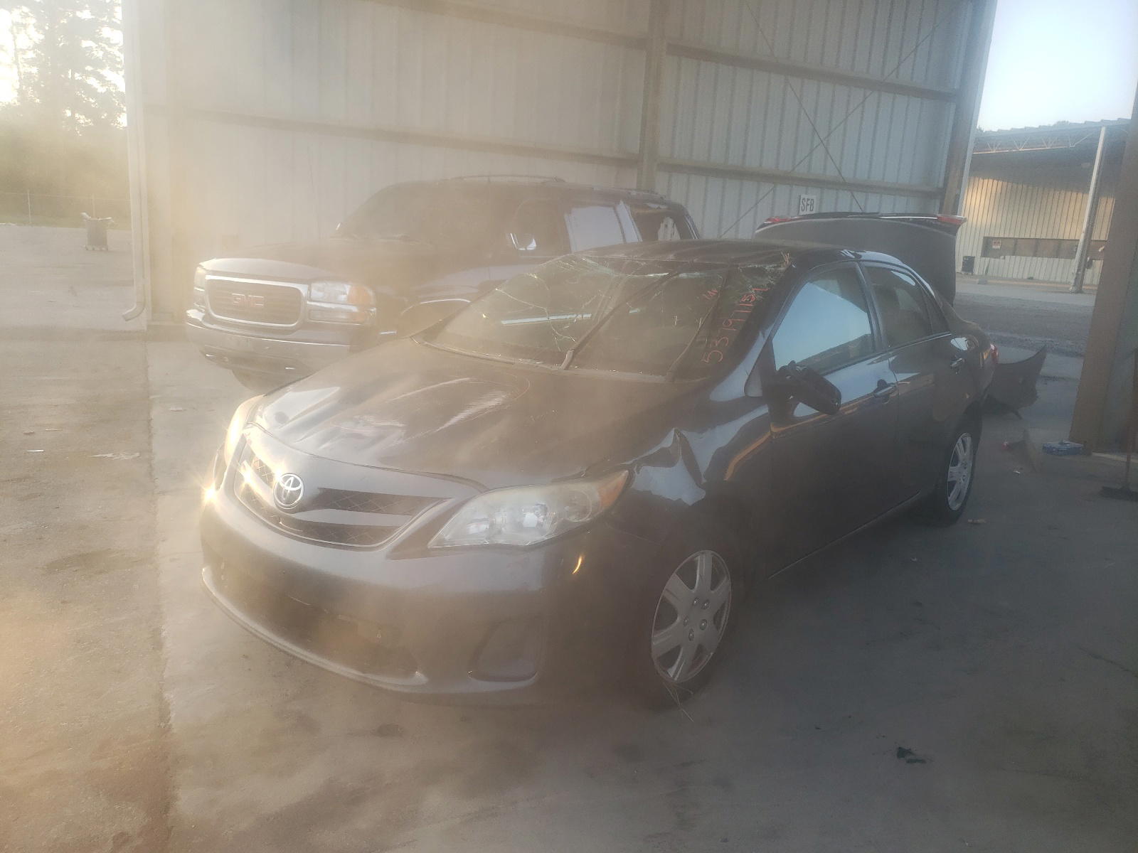 Photo 2 from auction – 2011 TOYOTA COROLLA BA with VIN 2T1BU4EE1BC607719