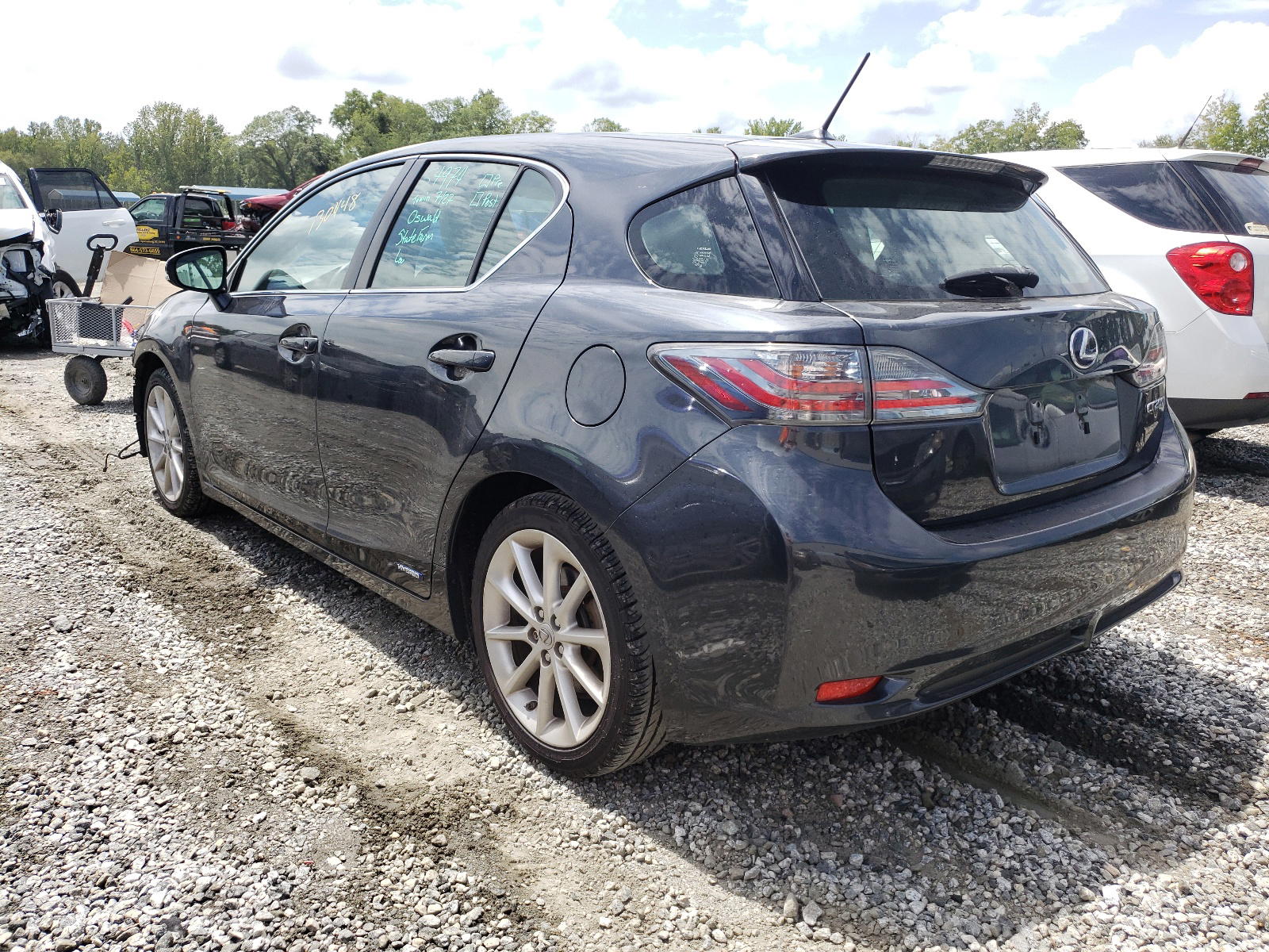 Photo 3 from auction – 2011 LEXUS CT 200 with VIN JTHKD5BH6B2002483
