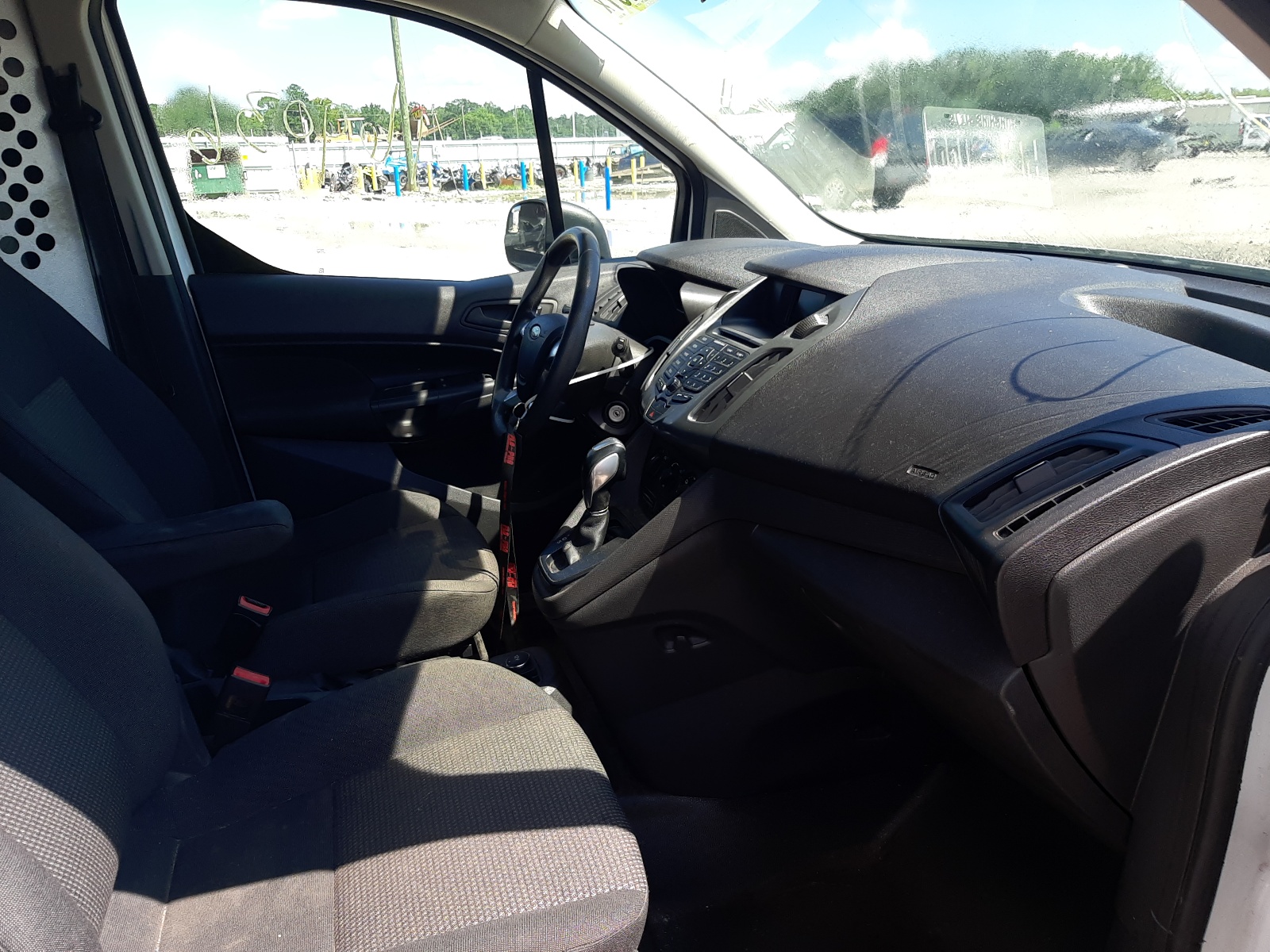 Photo 5 from auction – 2015 FORD TRANSIT CO with VIN NM0LE6E76F1202347