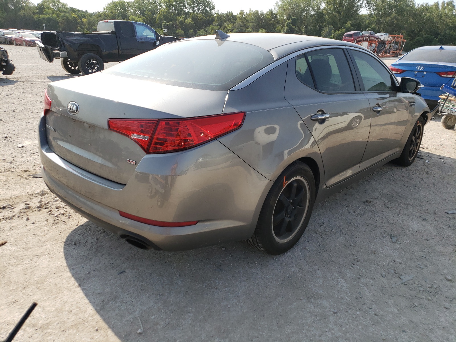 Photo 4 from auction – 2013 KIA OPTIMA LX with VIN 5XXGM4A70DG143816