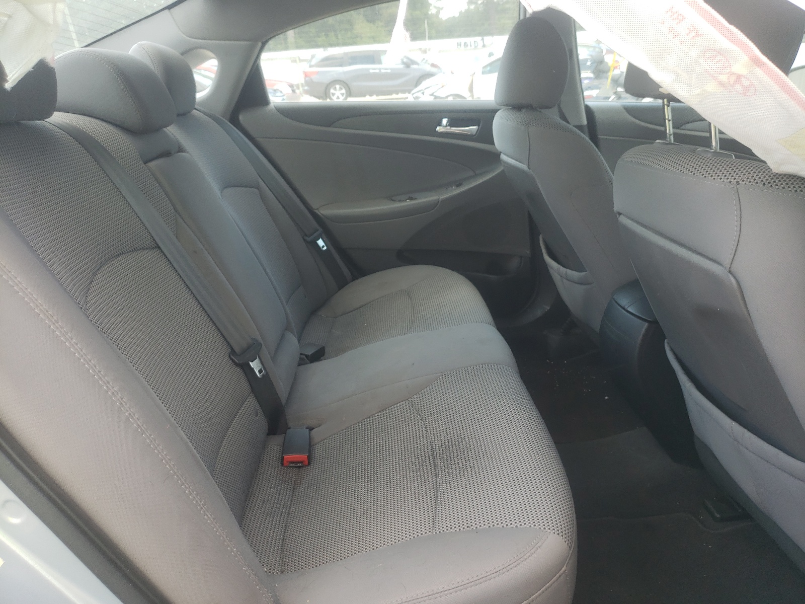 Photo 6 from auction – 2011 HYUNDAI SONATA GLS with VIN 5NPEB4AC1BH147689