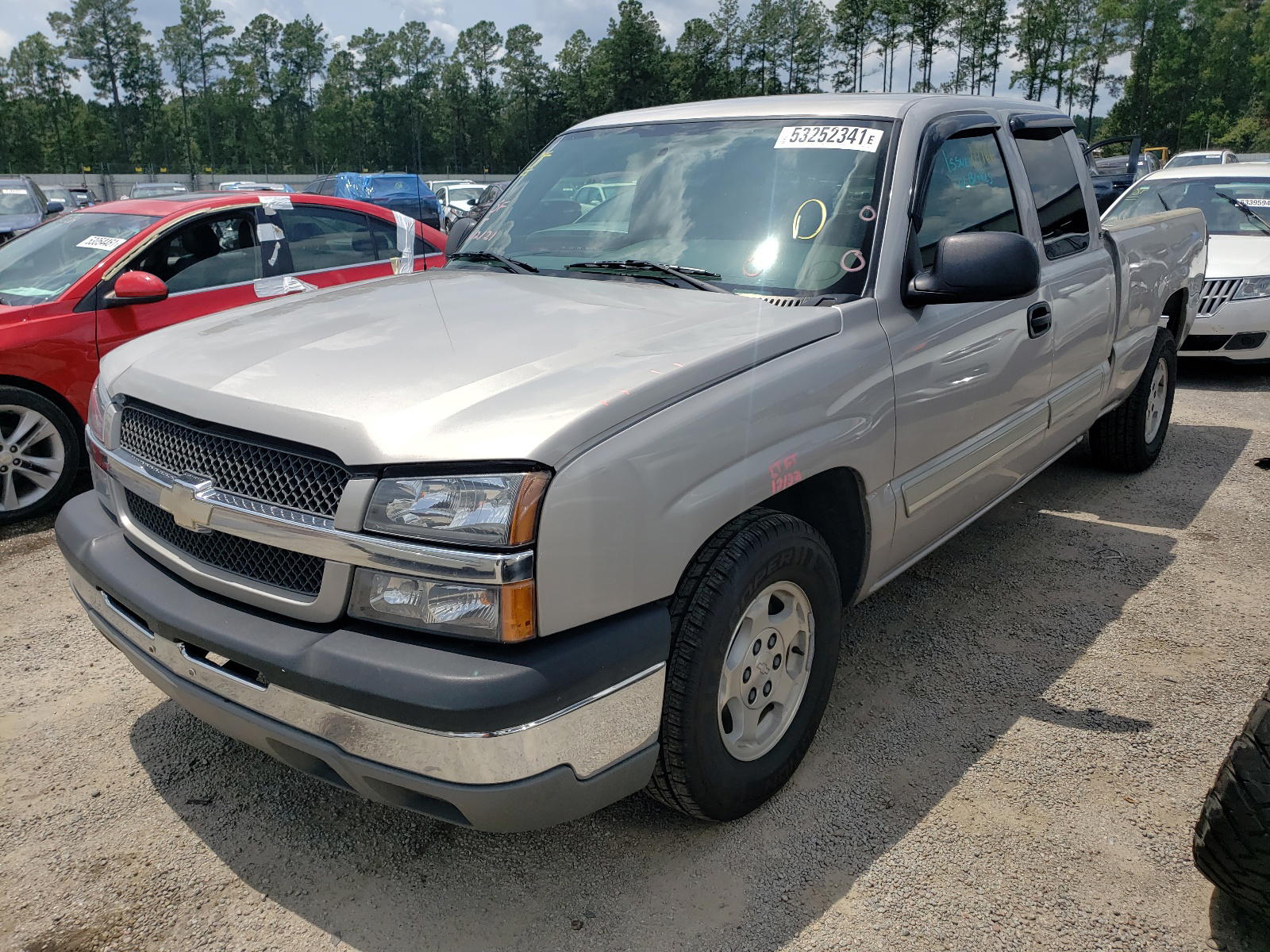 Photo 2 from auction – 2004 CHEVROLET SILVERADO with VIN 2GCEC19T441432164