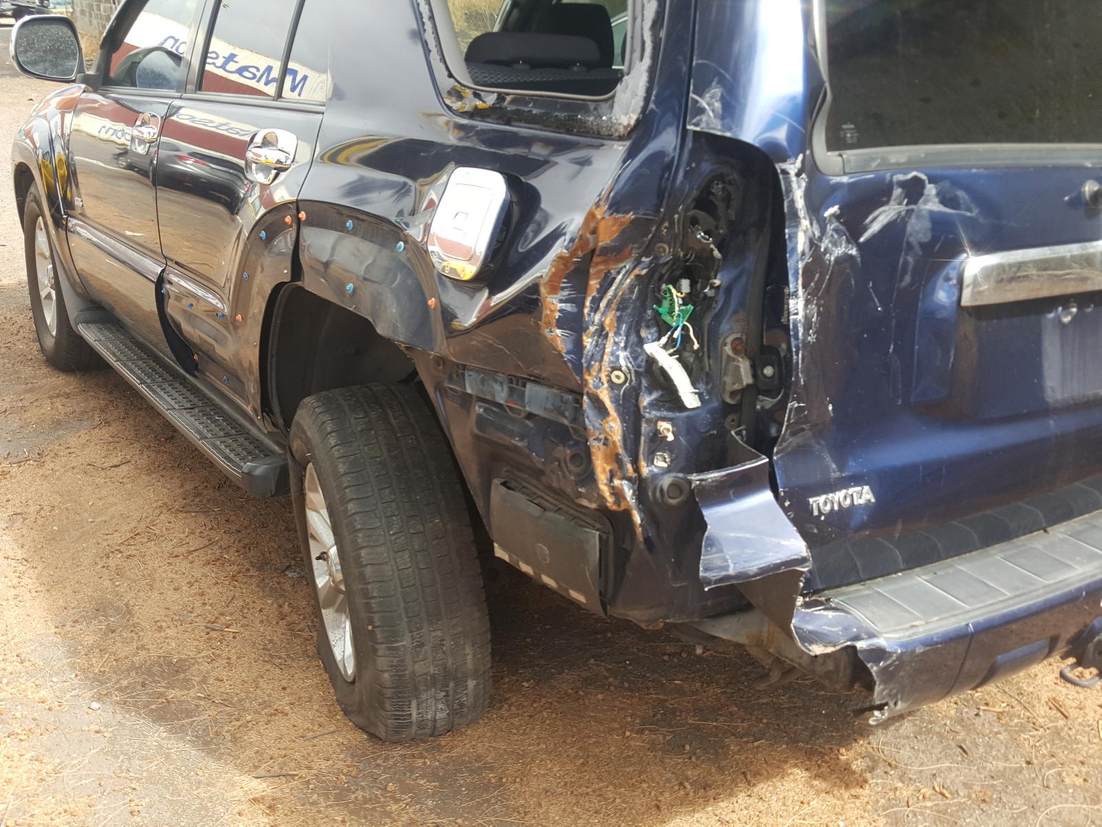 Photo 9 from auction – 2007 TOYOTA 4RUNNER SR with VIN JTEZU14R678083323