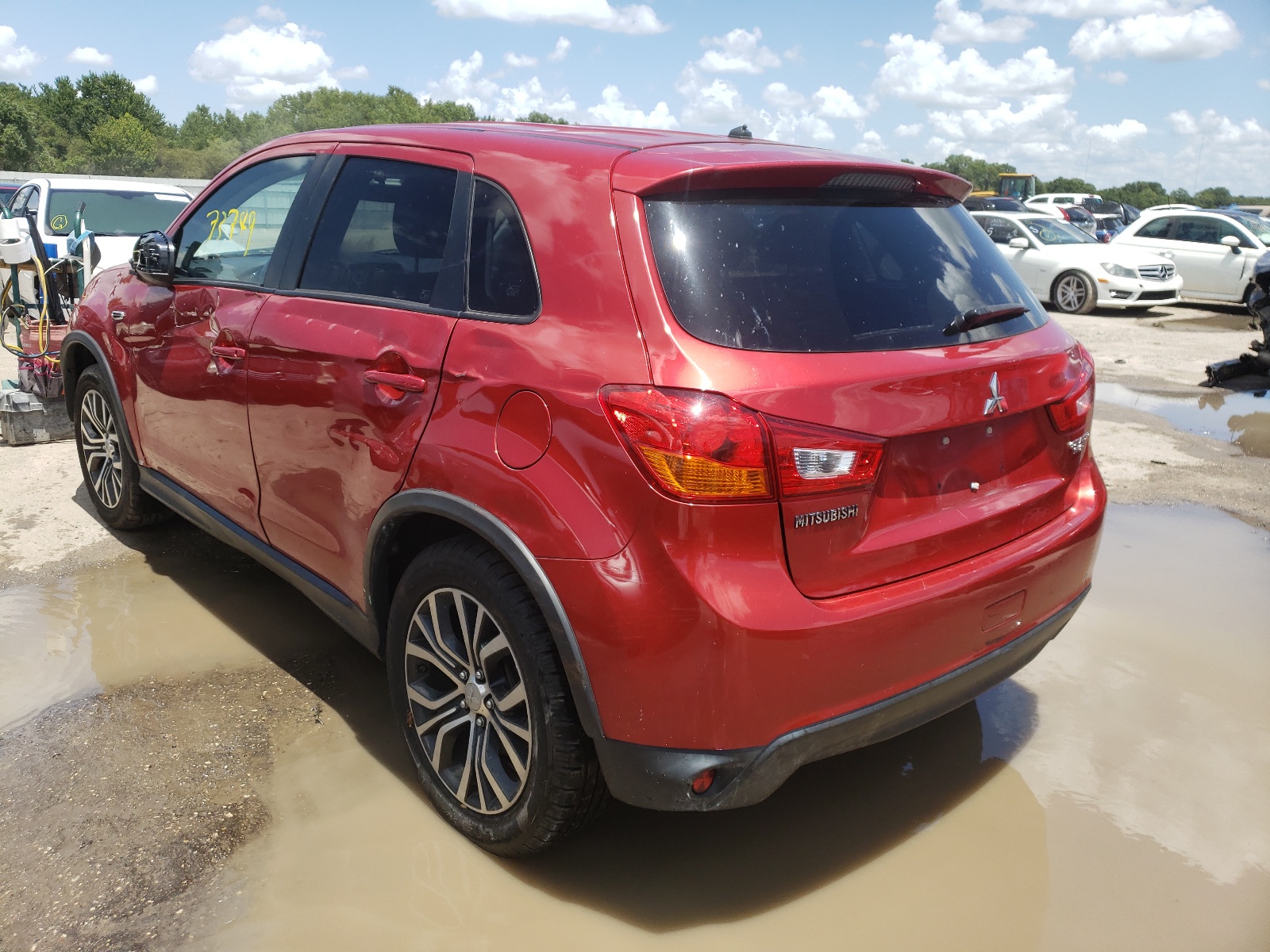 صورة رقم 3 من المزاد - 2016 MITSUBISHI OUTLANDER مع VIN JA4AP3AU8GZ040779