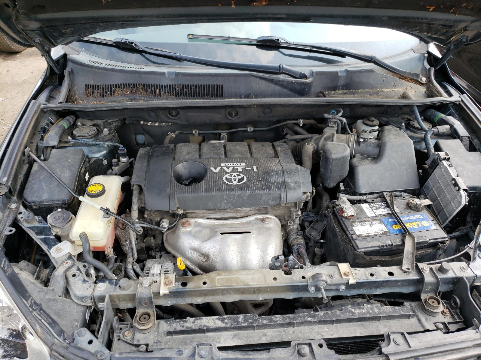 Photo 7 from auction – 2011 TOYOTA RAV4 with VIN 2T3KF4DV7BW060229