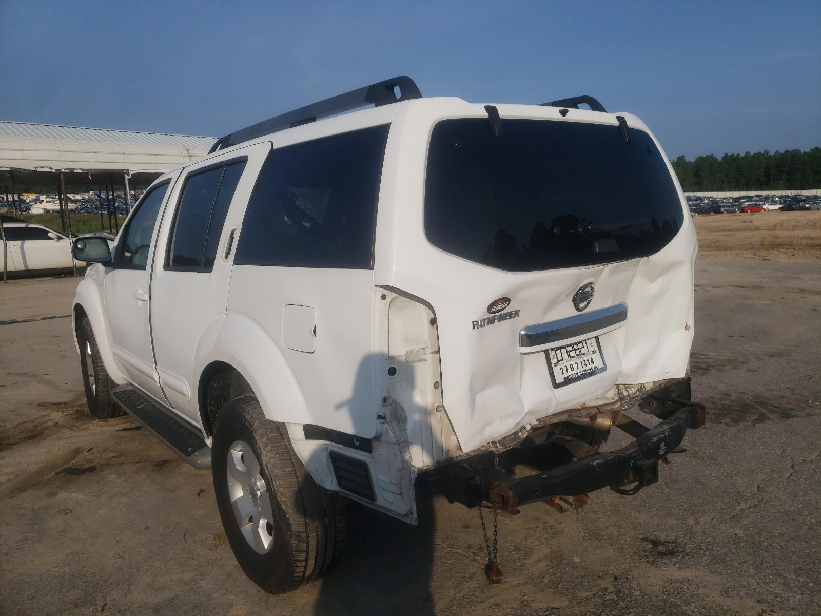 Photo 3 from auction – 2011 NISSAN PATHFINDER with VIN 5N1AR1NB6BC612646
