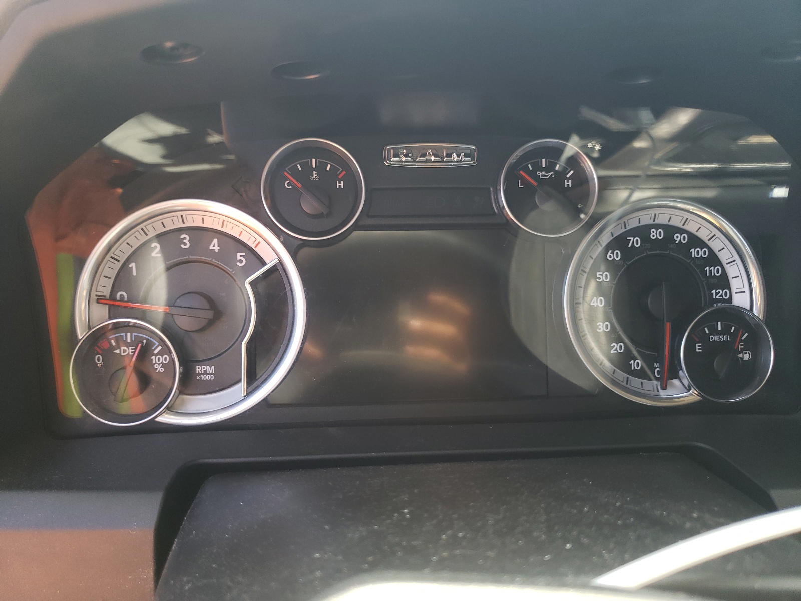 Photo 8 from auction – 2016 RAM 1500 SLT with VIN 1C6RR7TM8GS250564
