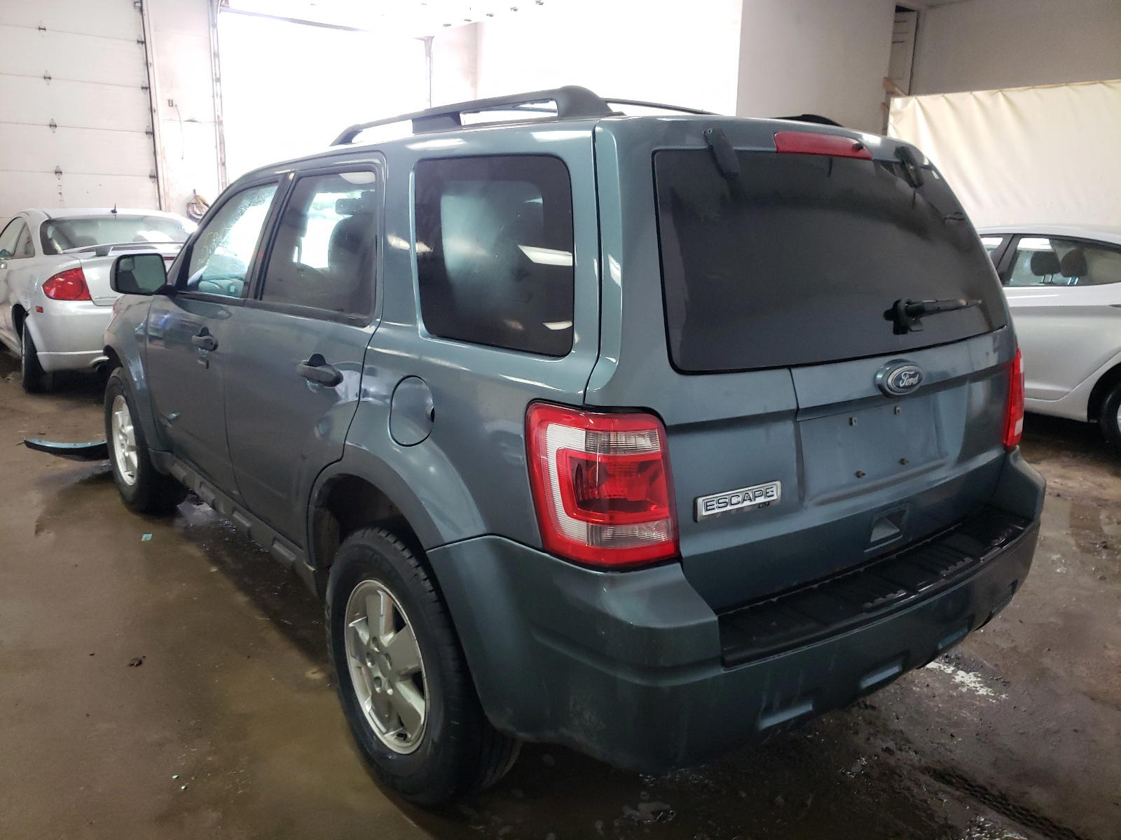 Photo 3 from auction – 2011 FORD ESCAPE XLT with VIN 1FMCU0D78BKA06821
