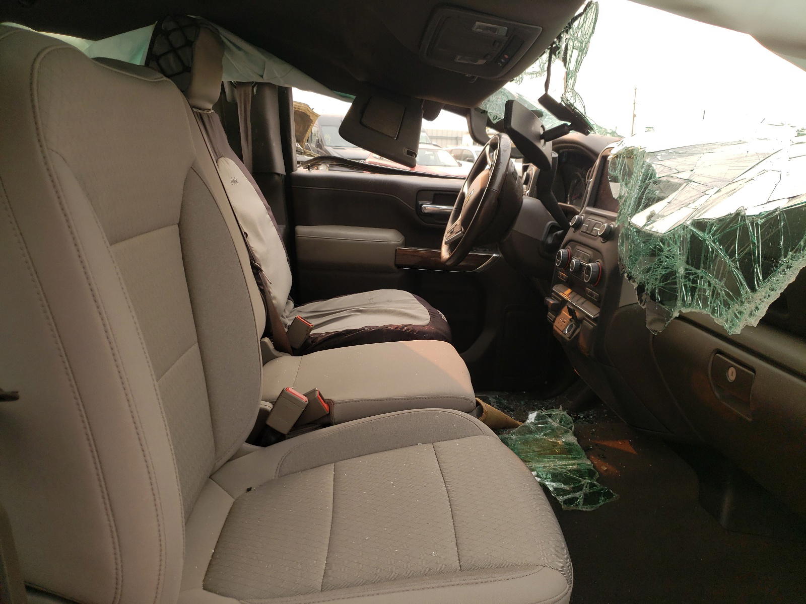 Photo 5 from auction – 2020 CHEVROLET SILVERADO with VIN 1GC2YNE70LF226562