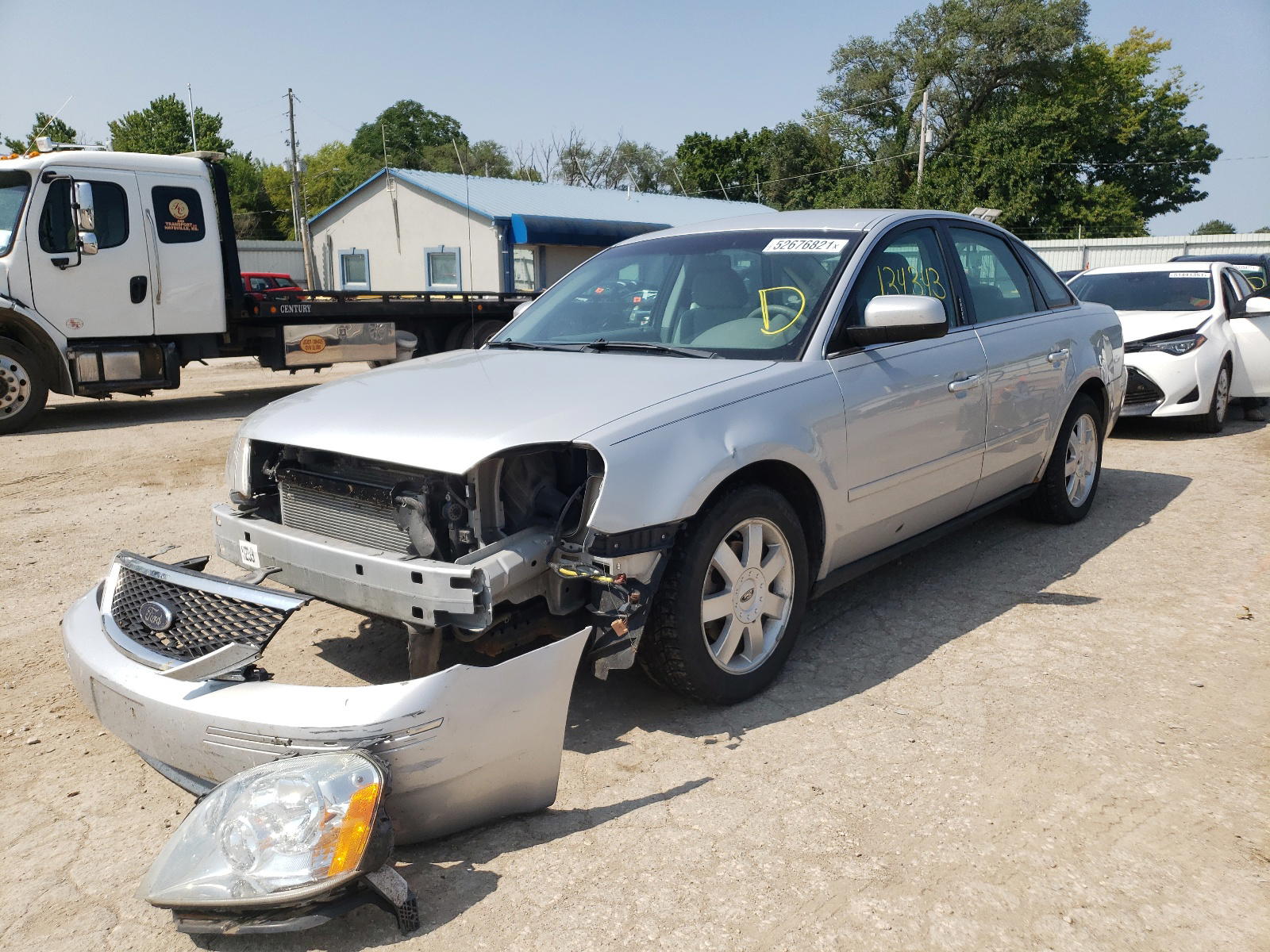 Photo 2 from auction – 2005 FORD FIVE HUNDR with VIN 1FAFP23155G117583