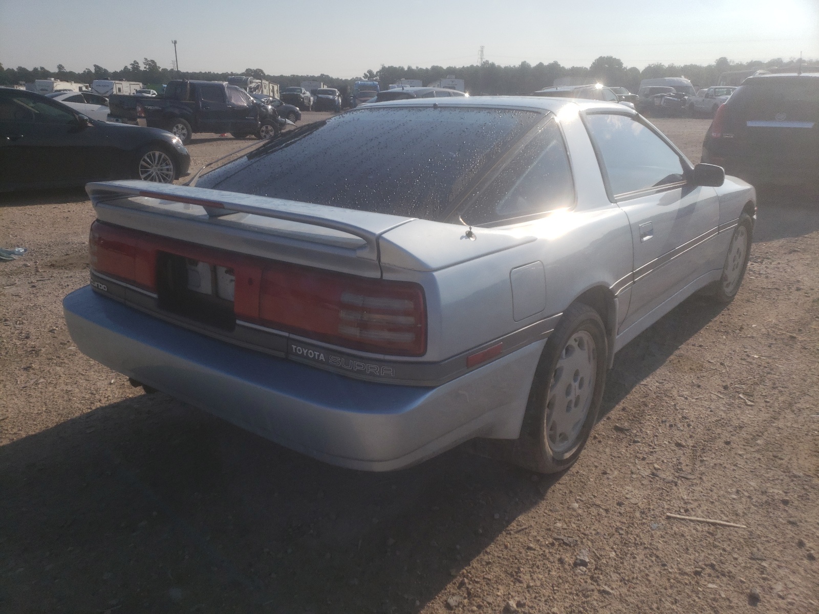 Photo 4 from auction – 1989 TOYOTA SUPRA with VIN JT2MA71J8K0124138
