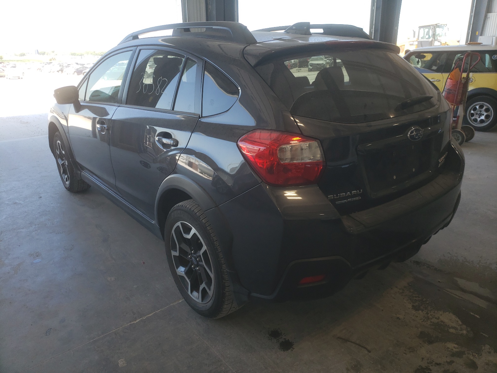 Photo 3 from auction – 2017 SUBARU CROSSTREK with VIN JF2GPALCXH8255940