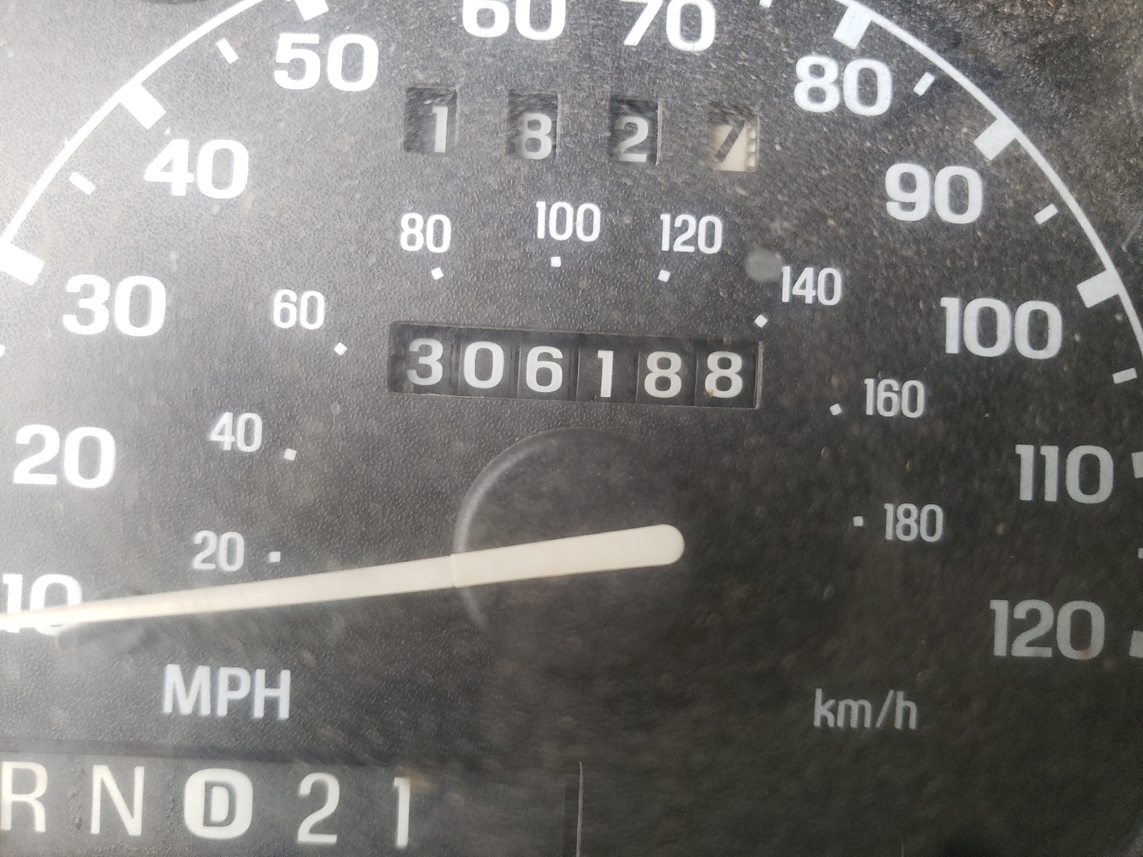 Photo 8 from auction – 1999 FORD EXPLORER with VIN 1FMYU22E0XUC34536