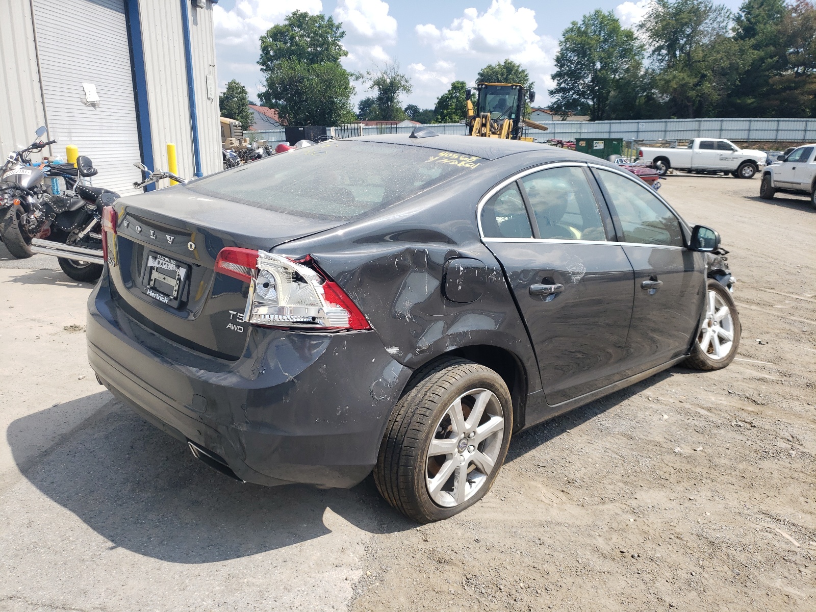 Photo 4 from auction – 2016 VOLVO S60 PREMIE with VIN YV1612TK7G2393133