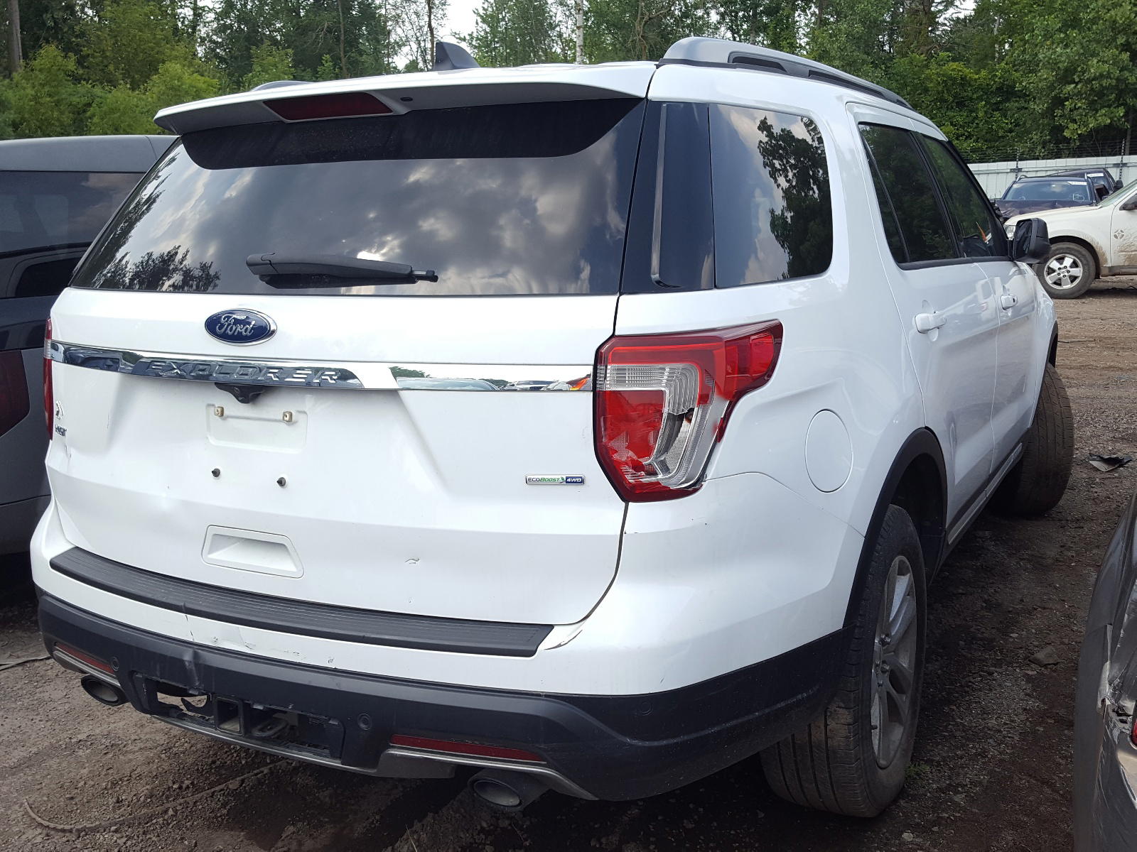 Photo 4 from auction – 2019 FORD EXPLORER X with VIN 1FM5K8DH3KGB20587