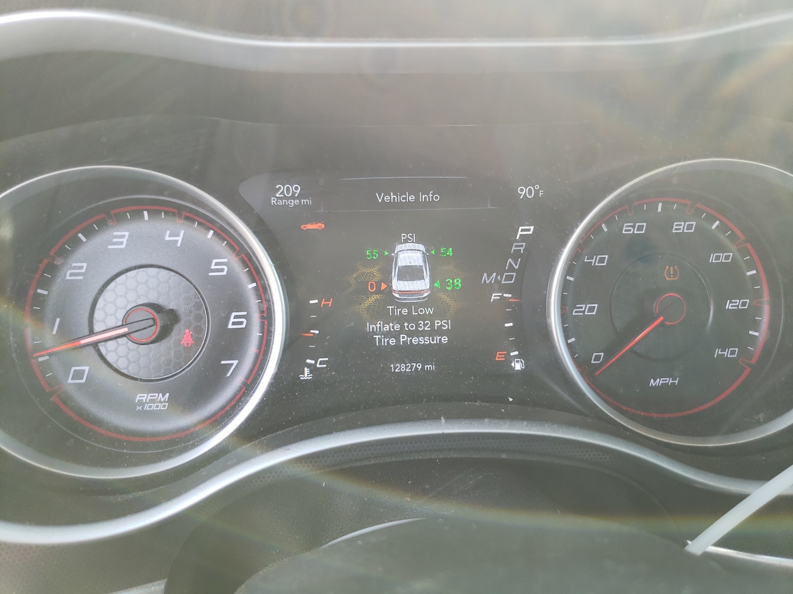 Photo 8 from auction – 2017 DODGE CHARGER SX with VIN 2C3CDXHG7HH537455