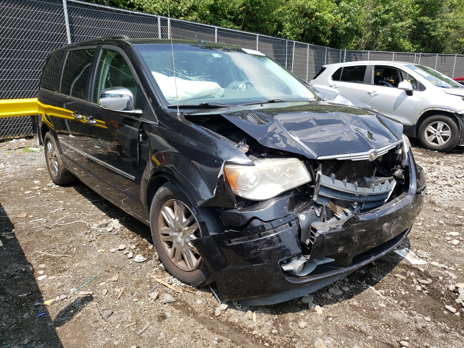 Photo 1 from auction – 2008 CHRYSLER TOWN & COU with VIN 2A8HR64X48R632111