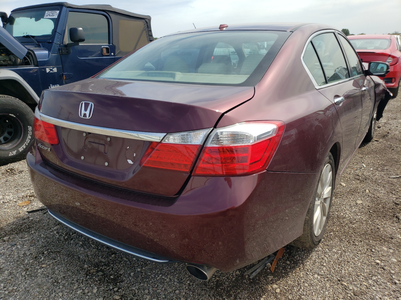 Photo 4 from auction – 2015 HONDA ACCORD EXL with VIN 1HGCR2F84FA265200