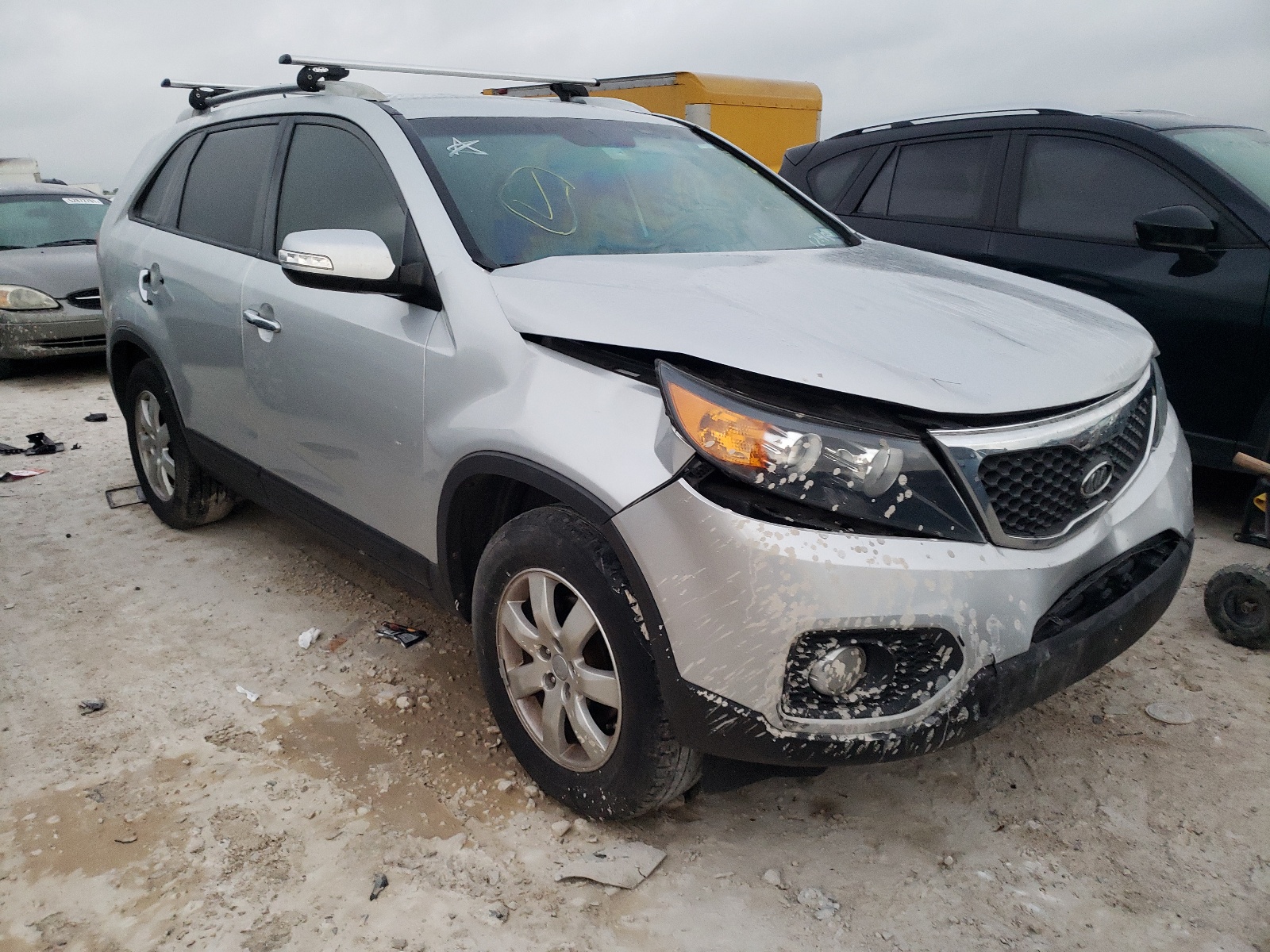 KIA SORENTO BA 2012 with VIN 5XYKT4A69CG281904 - Photo from auction