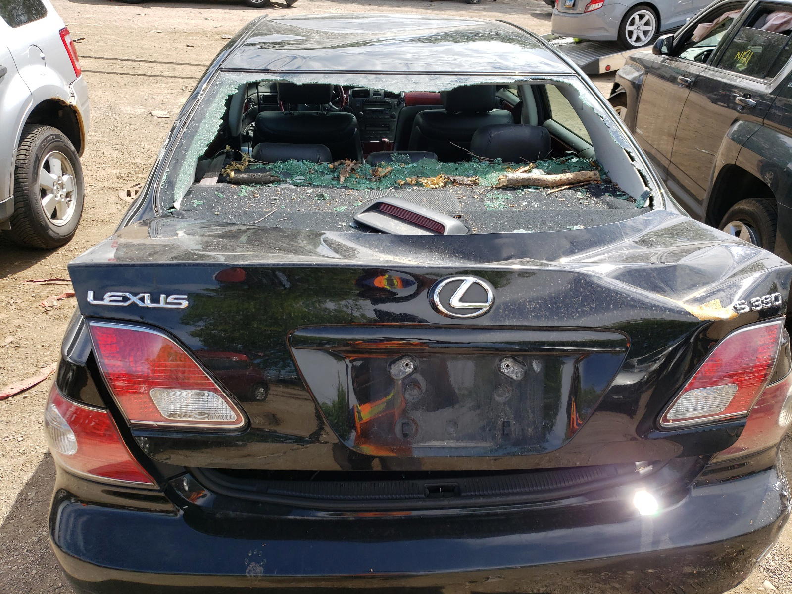 Photo 9 from auction – 2004 LEXUS ES 330 with VIN JTHBA30G145024965