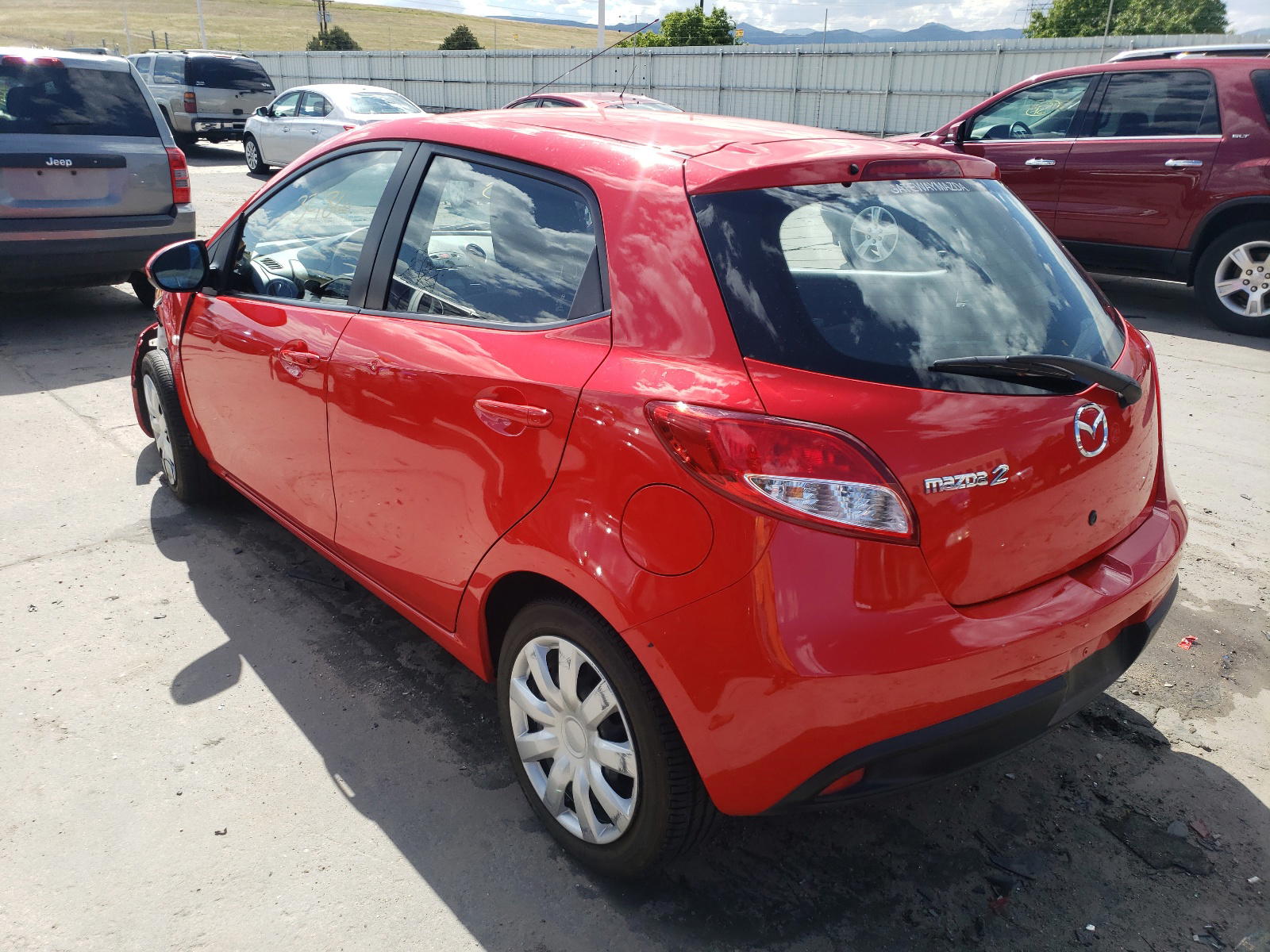 Photo 3 from auction – 2011 MAZDA MAZDA2 with VIN JM1DE1HY7B0131156