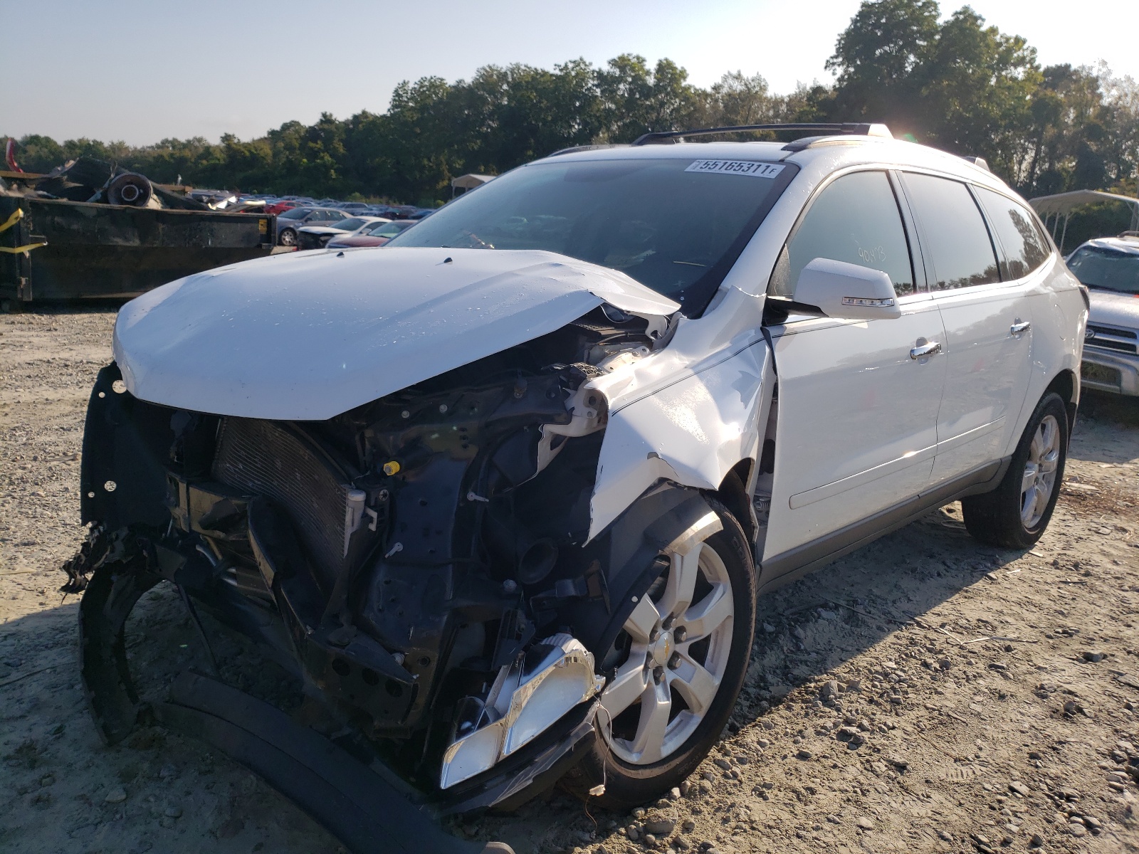 Photo 2 from auction – 2016 CHEVROLET TRAVERSE L with VIN 1GNKRGKD8GJ154314